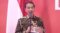 Jokowi ketika berpidato dalam acara temu kangen masyarakat Indonesia di Singapura