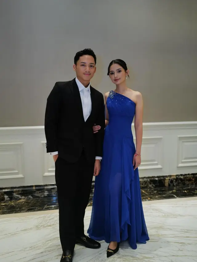 Azriel Hermansyah dan Sarah Menzel. (Foto: Dok. Instagram @azriel_hermansyah)