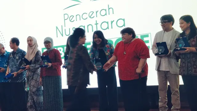 Liputan6.com menerima apresiasi dari CISDI sebagai mitra media program Pencerah Nusantara (Liputan6.com/Giovani Dio Prasasti)