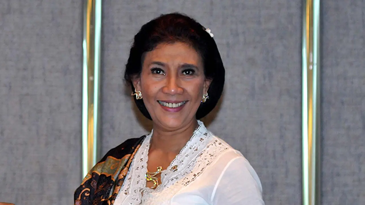  Susi Pudjiastuti 