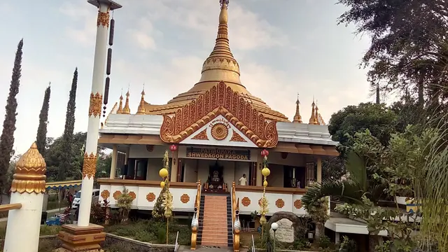 Umat Buddha di Kota Batu Rayakan Waisak dengan Berbagi Takjil