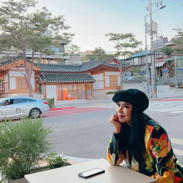10 Potret Seru Liburan Titi DJ di Korea Selatan, Berencana Operasi Anti Aging