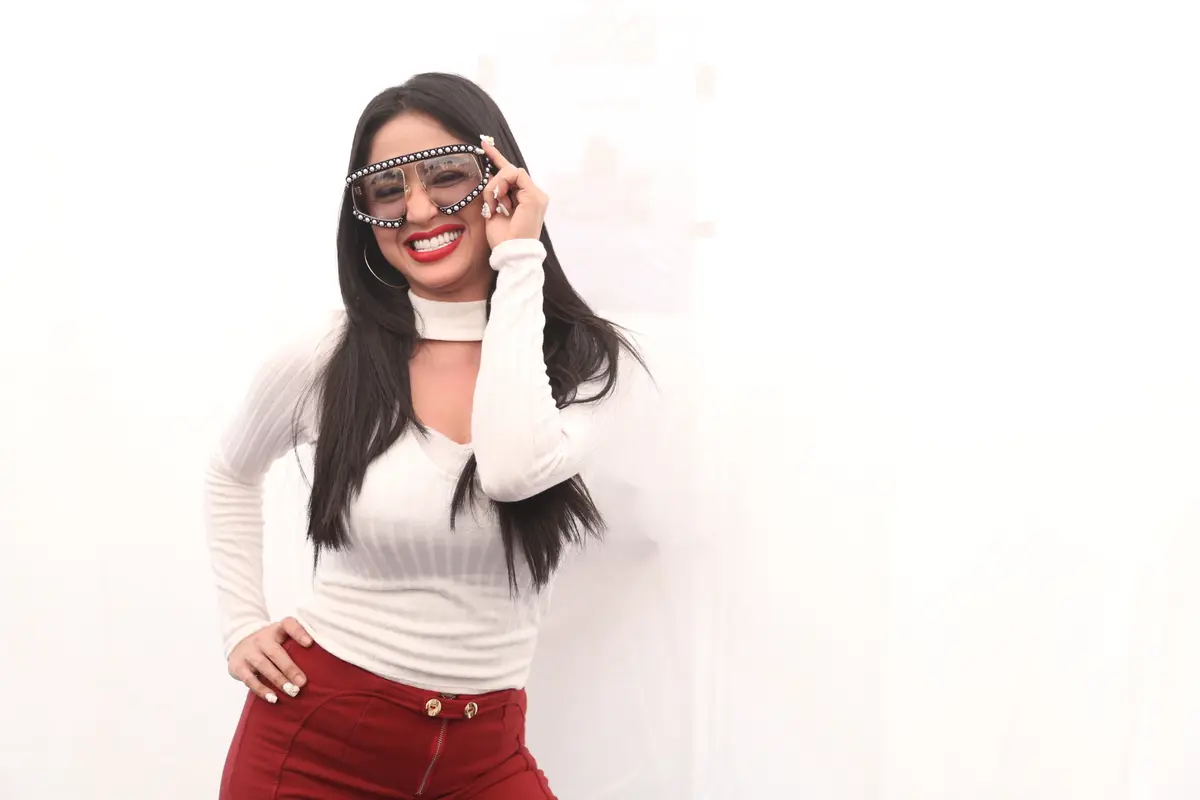 [Bintang] Dewi Perssik