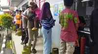 Cerita Pedagang Gorengan di Bogor Rela Antre Panjang Gas Elpiji 3 Kg, tapi Cuma Dapat 1 Tabung