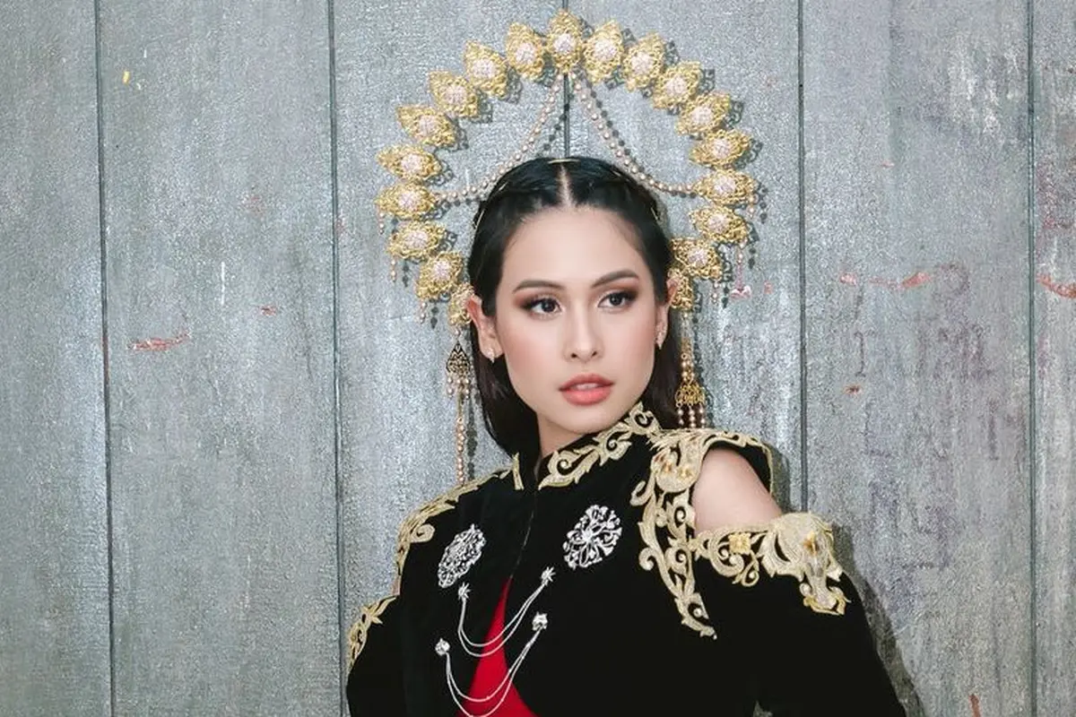 Inspirasi Modifikasi Kebaya ala Artis