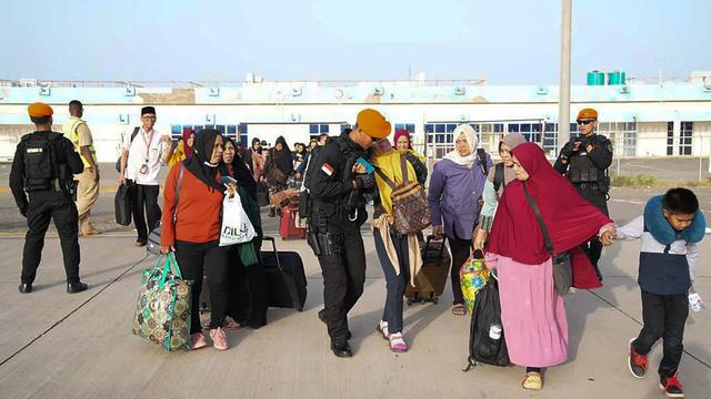 Momen 110 WNI di Sudan Dievakuasi Menggunakan Pesawat TNI AU