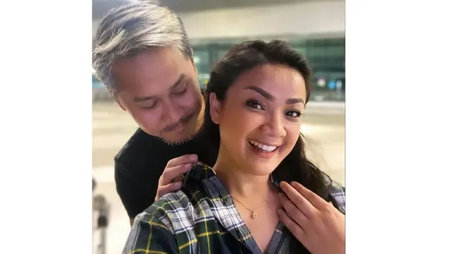 7 Potret Nirina Zubir yang Tetap Awet Muda di Usia 40 Tahun