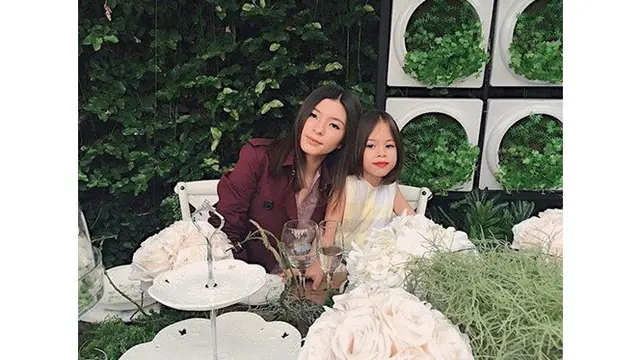 6 Potret Kekompakan Shaloom Razade dengan Adik Tirinya, Selalu Akur