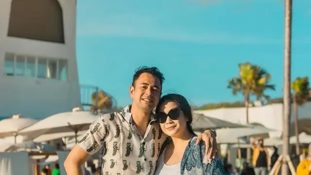 Momen Raffi Ahmad dan Nagita Slavina Saling Peluk Rangkul, 8 Tahun Bersama