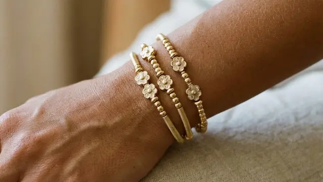 Desain Gelang Emas Ergonomic Flexible untuk Fashion 2026