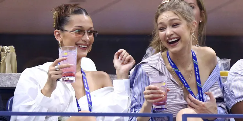 Gigi Hadid dan Bella Hadid