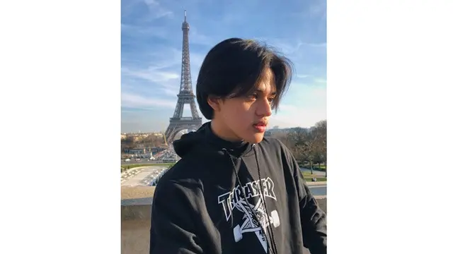 Jarang Terekspos, Ini 6 Potret Jeremie Adik Aurelie Moeremans