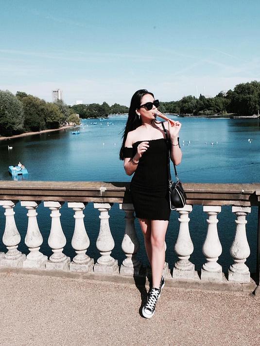 Kekinian Banget, Begini Gaya Alyssa Daguise si Calon Mantu 