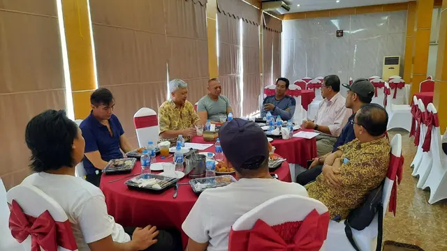 (sumber: KBRI Hanoi)
