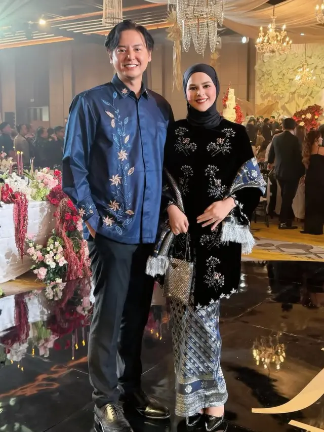 Cut Meyriska Hadir Dipernikahan Mewah Anak Pemilik Krisna Bali. [@cutratumeyriska]