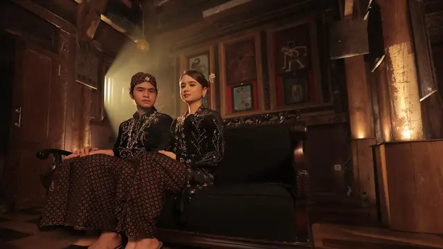 Bak Prewedding, Ini 7 Pemotretan Tissa Biani dan Dul Jaelani Berbusana Jawa
