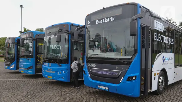 200 Unit Bus Listrik Baru Transjakarta Resmi Diluncurkan