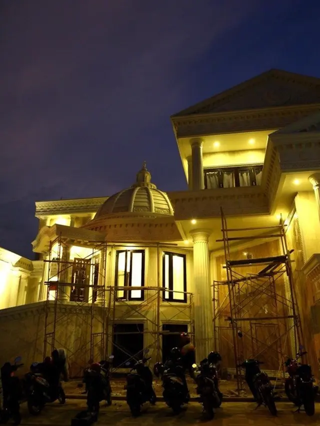 6 Potret Rumah Anang-Ashanty yang Dijual, Mewah Sekaligus Angker