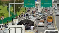WHO mengatakan bahwa jalanan di Afrika Selatan adalah yang paling mematikan di dunia. 