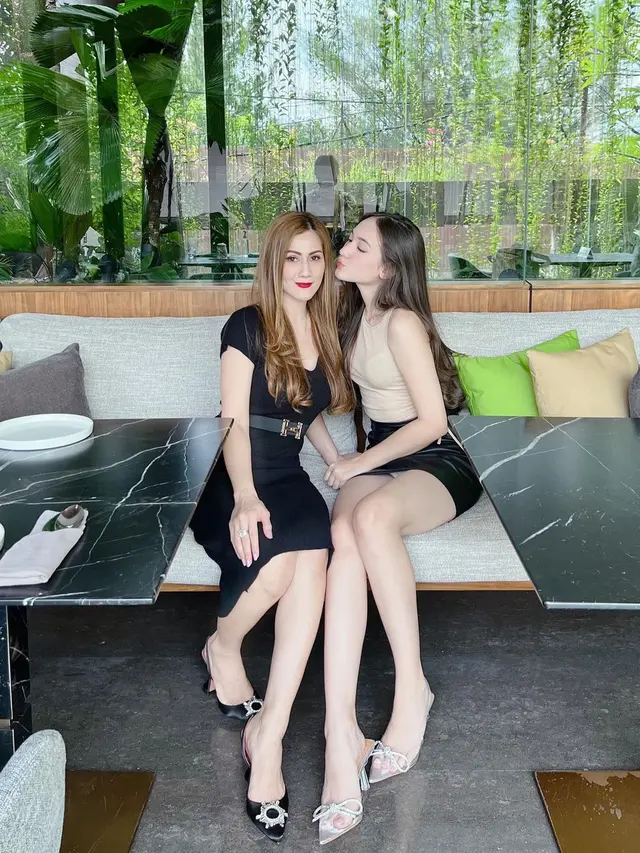 Kebersamaan Laura Moane dan Citra Kristinna (Instagram/ citra.kristinna80)