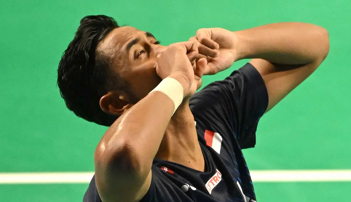 Tunggal putra Indonesia, Alwi Farhan, saat berlaga melawan Dong Tian Yao (Tiongkok) di final turnamen bulu tangkis Australia Open 2026, Sydney, pada Minggu 14 Juni 2026. (DAVID GREY/AFP)