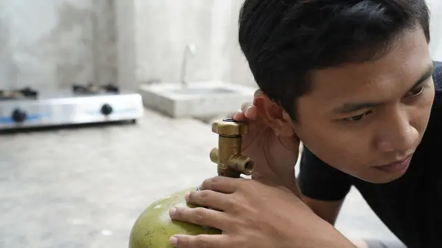 Cara Mudah Mendeteksi Kebocoran Gas Elpiji Halus Pakai Busa Air Sabun Sebelum Memasang Regulator