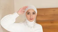 7 Ide Hijab Citra Kirana yang Penuh Aura Elegansi dan Kesegaran, Fresh di Setiap Momen