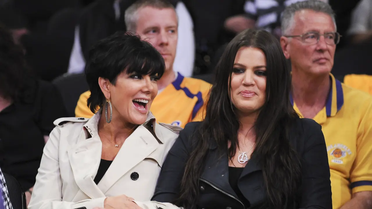 [Bintang] Kris Jenner dan Khloe Kardashian