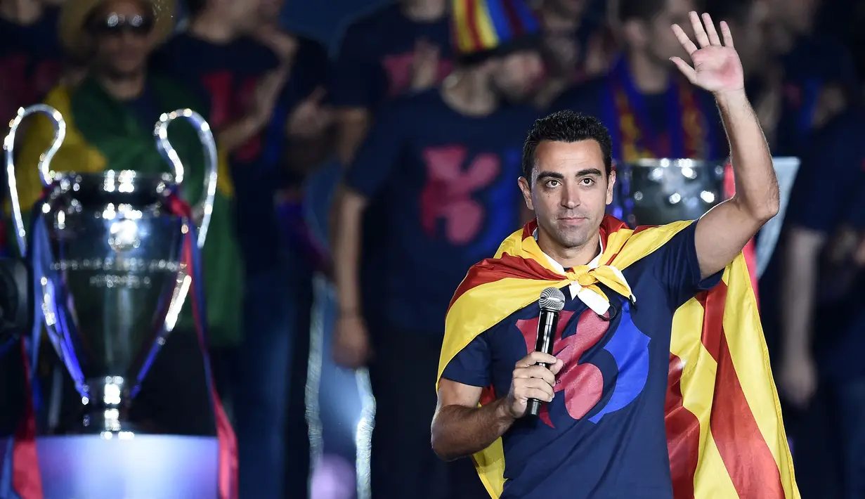 <p>Xavi Hernandez merupakan pemain legenda bagi Barcelona. Ia adalah gelandang dengan kemampuan untuk mengontrol tempo dan mampu mendikte permainan. Xavi telah menorehkan 16 penampilan di semifinal Liga Champions dengan mempersembahkan empat kali gelar juara. (AFP/Josep Lago)</p>
