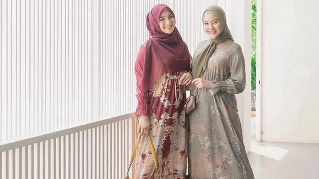 7 Potret Citra Kirana dan Erica Putri saat Pakai Baju Kembar, Curi Perhatian