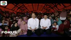 Meski sedang melihat perkembangan penanganan gempa di Lombok, Presiden Jokowi sempatkan diri tonton upacara penutupan Asian Games bersama para pengungsi dan sejumlah menteri.