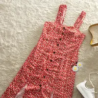 Fimela hadirkan inspirasi musim panas yang bisa jadikan tampilan kamu terlihat lebih jenjang.(Foto: Fimela.com)