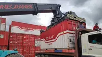 Salah satu program Pemerintah untuk menjamin keberlangsungan logistik di tengah masa pandemi Covid-19 adalah dengan mengoptimalkan program Tol Laut. (DOk Kemenhub)