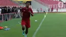 Pemain tengah timnas Indonesia, Pratama Arhan saat latihan jelang laga perdana Piala AFF 2022 di Stadion Utama Gelora Bung Karno, Jakarta, Selasa (20/12/2022). Timnas Indonesia akan melakoni laga perdana turnamen Piala AFF 2022 melawan Kamboja pada Jumat (23/12) di SUGBK. (Liputan6.com/Helmi Fithriansyah)