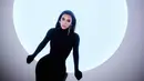 “Untuk Kanye, karena benar-benar memperkenalkan aku pada dunia mode,” ujar Kim Kardashian, dikutip People. (Instagram/kimkardashian).