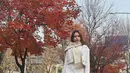 Di Korea yang sedang musim dingin, Rara kenakan outfit yang cantik dan berlayer. Gayanya sukses bikin pangling. [Instagram.com/lida_rara06]
