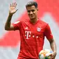 1. Philippe Coutinho - Barcelona mendatangkannya dari Liverpool dengan harga 142 juta poundsterling. Gagal mendapatkan posisi utama di La Blaugrana membuatnya dipinjamkan ke Bayern Munchen. (AFP/Christof Stache)