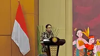 Pendiri Borobudur Writers and Cultural Festival (BWCF) Joko Suyono dalam peluncuran program Dana Indonesiana 2025 di Kementerian Kebudayaan, Jakarta, Senin (5/5/2025). (Liputan6.com/Arviola)