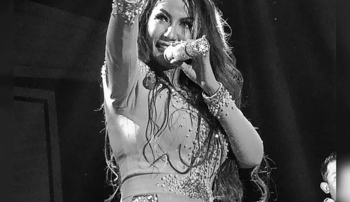 Nita Thalia berjuang untuk kesembuhan kerusakan saraf (Instagram/nitatalia.real)