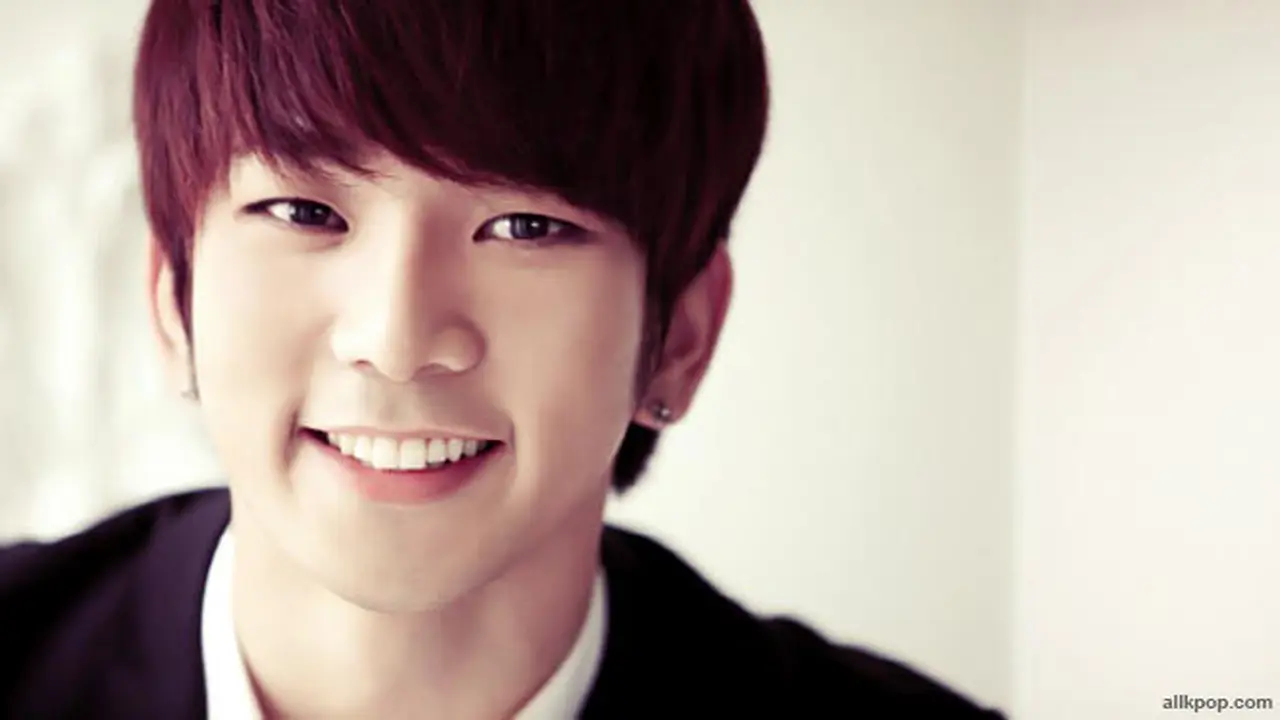 mblaq-121004-logo.jpg