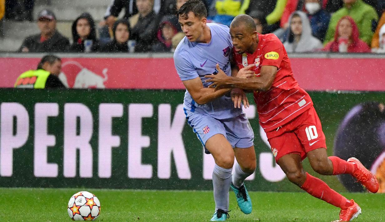 Di laga uji coba keempatnya ini, Blaugrana masih belum diperkuat sang megabintang Lionel Messi yang masih menikmati masa liburan di tengah pembicaraan renegosiasi kontrak yang belum rampung. (Foto: AFP/Barbara Gindl)