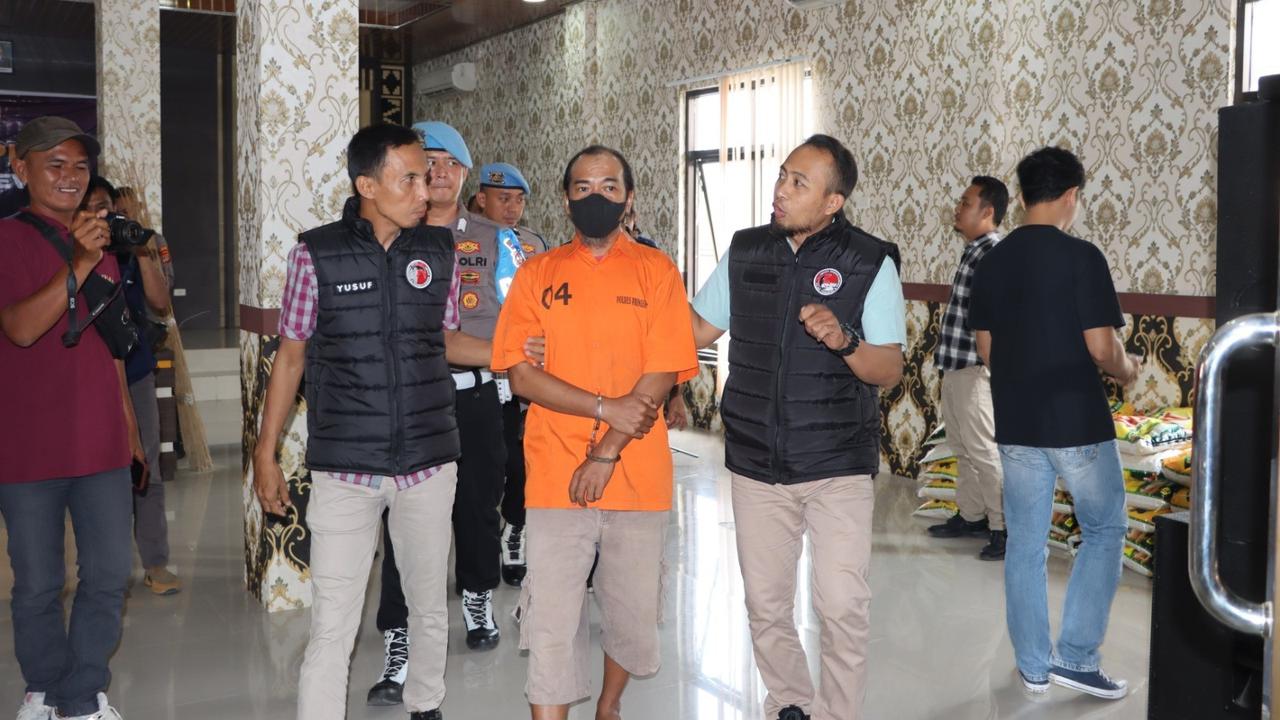 Tersangka Winadri Priyogo (47) diamankan Satresnarkoba Polres Lampung Selatan. Foto : (Dok. Polres Pringsewu).