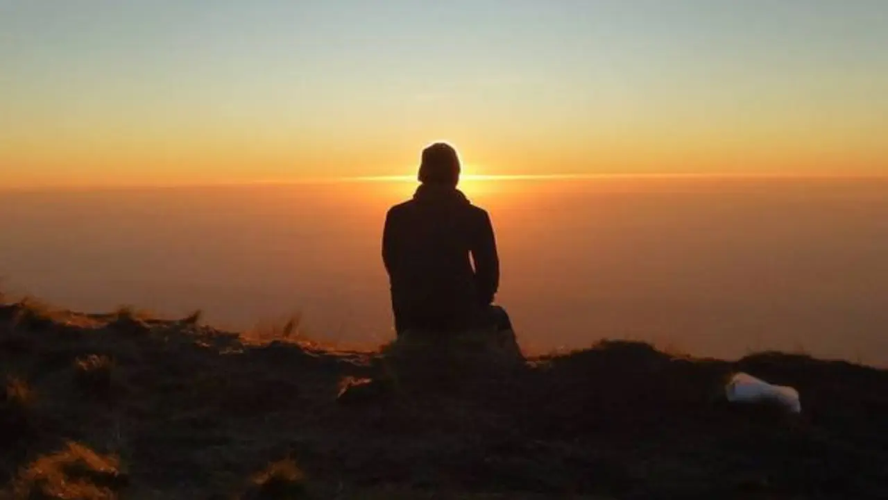 7 Gunung yang Punya 'Sunrise' Terindah di Indonesia