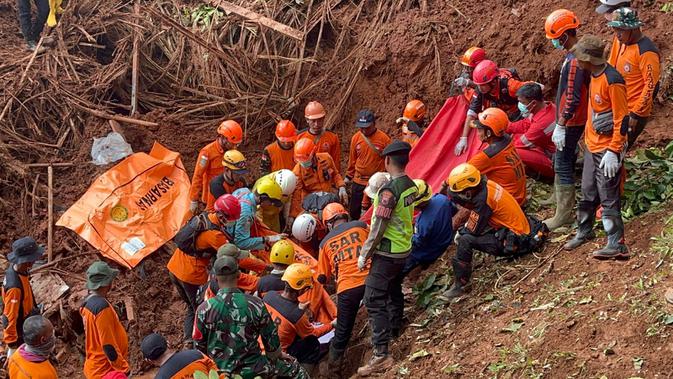 Update Pencarian Korban Longsor Cilacap Sabtu Sore: 8 Jenazah Ditemukan