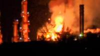 Kebakaran terjadi di kilang milik Pertamina Dumai, Riau pada Rabu (1/10/2025) malam. (Sumber: @nurultayso)