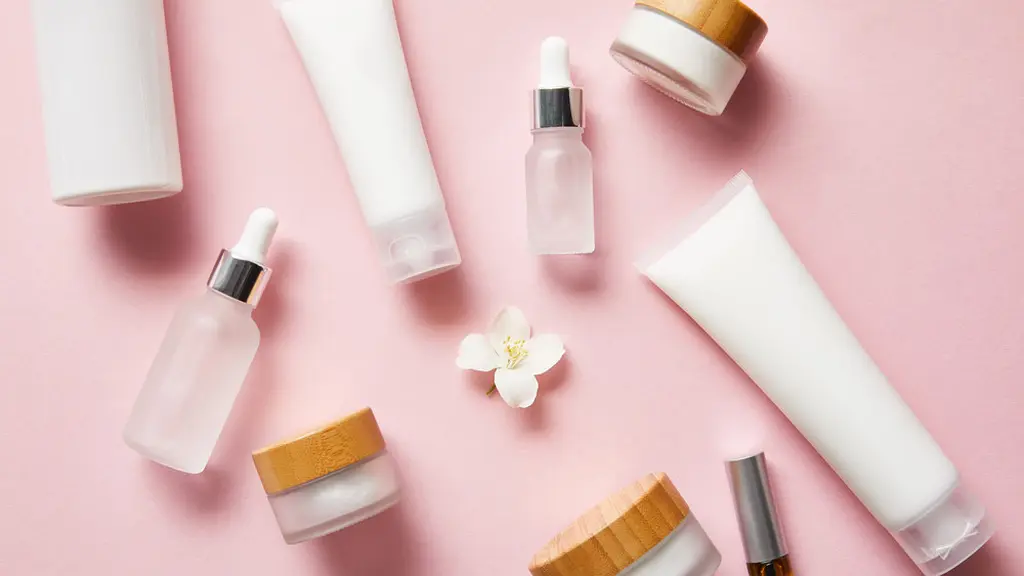 Ilustrasi produk skincare. (c) AntonMatyukha/Depositphotos.com