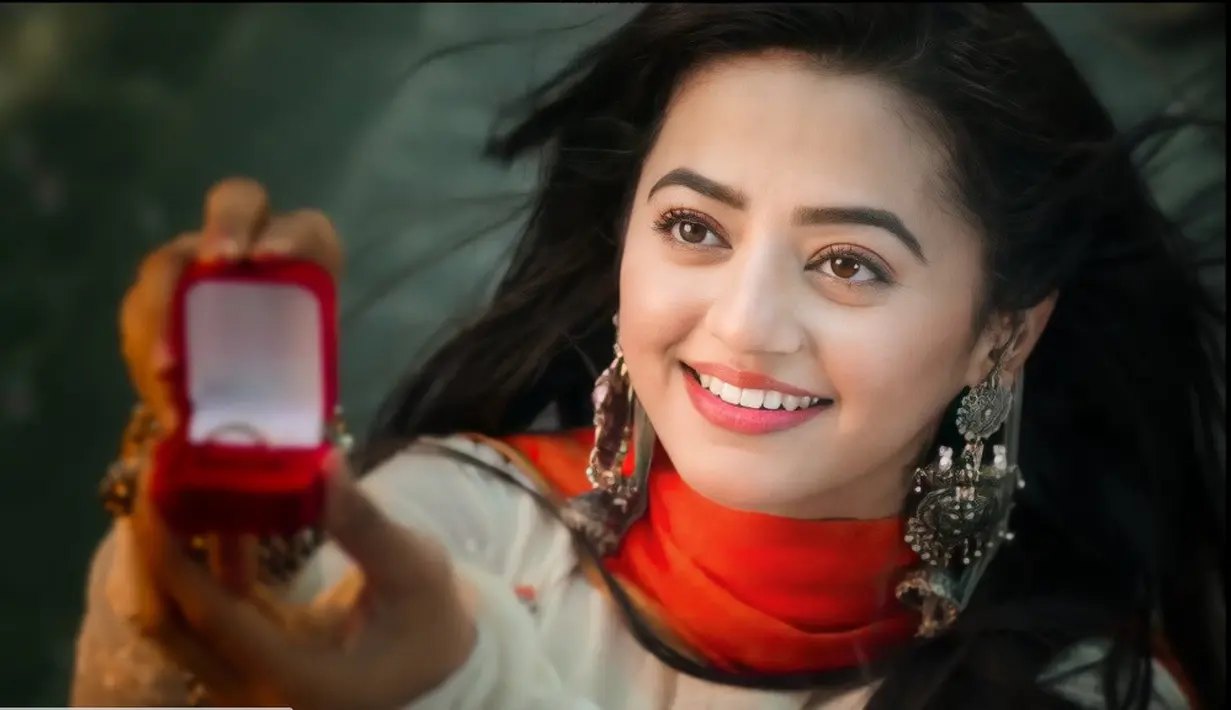 Adegan Ishq Mein marjawan 2 (Foto: Colors TV India via IMDB.com)