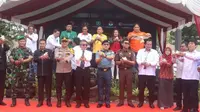 Bupati Kutai Timur Ardiansyah Sulaiman menghadiri deklarasi kampanye Pemilu Damai di Halaman Mapolres Kutim, Bukit Pelangi, Senin (27/1/2023).