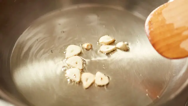 Resep Sup Ayam Jahe Daun Bawang untuk Menu Sahur Sehat