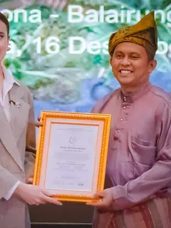 Berkolaborasi dengan PT Bank Central Asia Tbk (BCA), dan berhasil mensertifikasi 10 desa wisata di Indonesia.